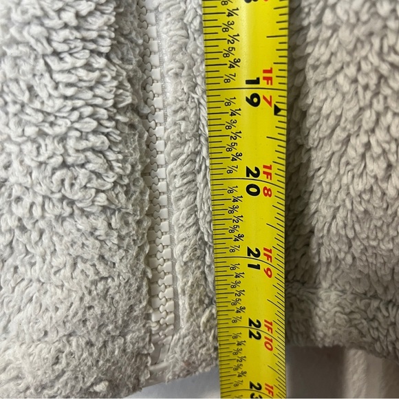 Sunday Best Aritzia Gray Sherpa Fleece Zip Jacket Teddy Coat M - Picture 15 of 15